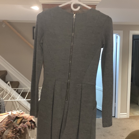 Wilfred size 2 dress with pockets - Picture 4 of 4